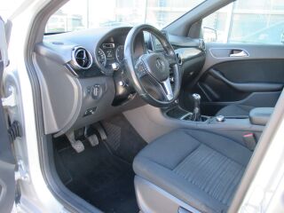 Mercedes-Benz B 180 1.5 CDI 80kW