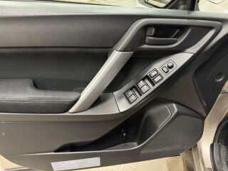 Subaru Forester 2.0 EE20 108kW