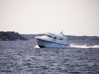 Delta Powerboats 400 SW 5.5 R6 2 x Volvo Penta D6-380 DPI