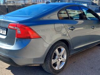 Volvo S60 2.0