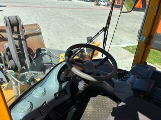 Volvo L90E 4x4 121кВ