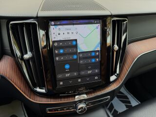 Volvo XC60 AWD Luxury Inscription FaceLift MY23 2.0 T6 Twin-Engine PLUG-IN-HYBRID LONG RANGE 293kW
