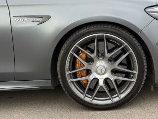 Mercedes-Benz E 63 AMG S 4Matic+ 4.0 V8 Biturbo 450kW