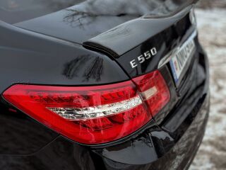 Mercedes-Benz E 550 4.7 V8 300kW