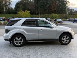 Mercedes-Benz ML 320 3.0 v6 165kW
