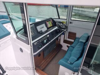 Axopar 28 cabin c Brabus line 450R Mercury V8 4.6 supercharged 331kW