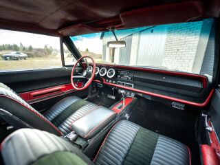 Dodge Charger 8.0 V8 450kW