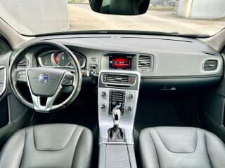 Volvo V60 Facelift Summum 2.0 D2 88kW