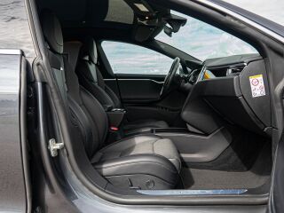 Tesla Model S 75D 158kW