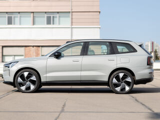 Volvo EX90 300kW