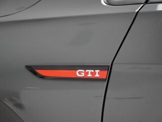 Volkswagen Golf GTI 2.0 180kW