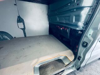 Renault Trafic L2H1 2.0 dCi 130hj 96kW