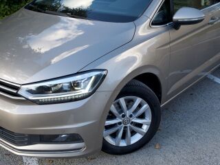 Volkswagen Touran Highline 1.4 R4 110kW