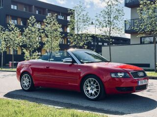 Audi S4 Cabriolet V8 RED 4.2 253kW
