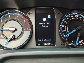 Toyota Hilux Invincible 150kW