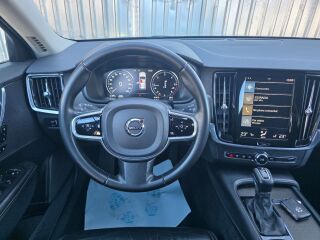 Volvo V90 Cross Country Pro D5 AWD Onyx Black 2.0 D5 173kW