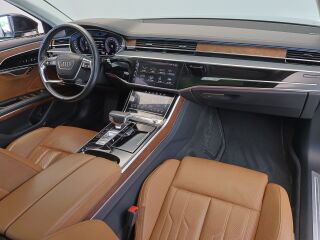 Audi A8 L Quattro 3.0 V6 TDI 210кВ