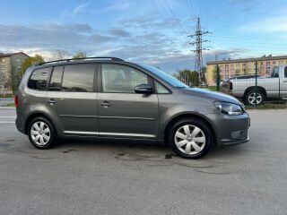 Volkswagen Touran 1.6 R4 TDI 77кВ