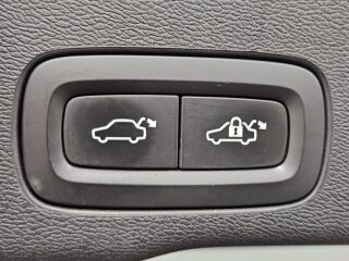 Volvo XC60 Inscription B&W AWD 2.0 173kW