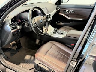 BMW 320 xDrive Luxury Line 2.0 R4 140kW