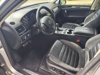 Volkswagen Touareg R-Line 3.0 V6 TDI 193kW