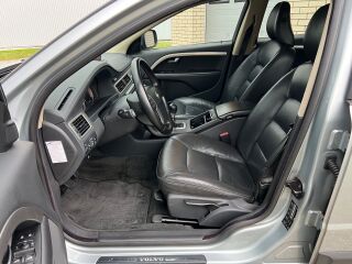 Volvo XC70 Cross Country 4WD 2.4 D5 136kW