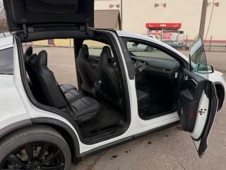 Tesla Model X 100D AWD Long Range CCS 368kW