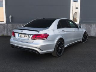 Mercedes-Benz E 350 Facelift AMG-Pakett 4-Matic 3.0 185kW