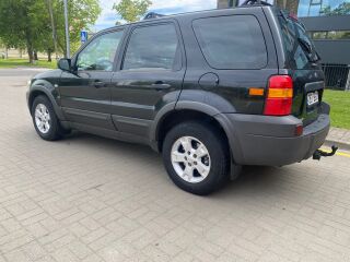Ford Maverick 3.0 V6 149kW
