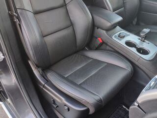 Jeep Grand Cherokee FACELIFT SUMMIT 3.0 V6 CRD 184kW