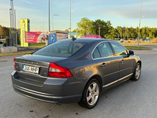 Volvo S80 2.4 D5 136kW