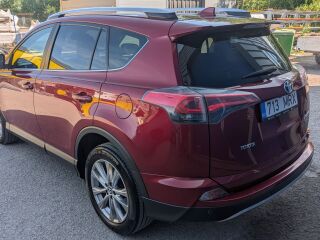 Toyota RAV4 2.5 114кВ