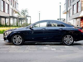 Mercedes-Benz CLA 180 Premium 1.5 80kW