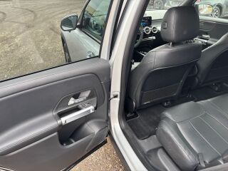 Mercedes-Benz EQB 300 4-Matic 139kW