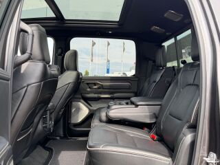 Ram 1500 Limited Night Crew Cab 5.7 V8 Hemi 395hp