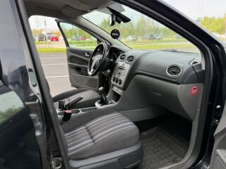 Ford Focus Elegance Facelift 1.6 74kW