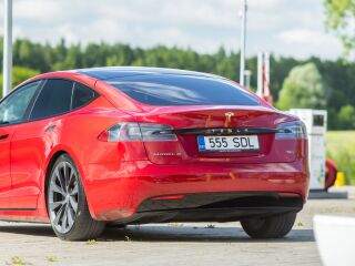 Tesla Model S Dual Motor 386kW 158кВ
