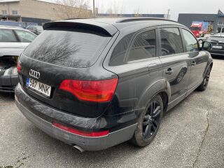 Audi Q7 QUATTRO 6-IK 3.0 V6 TDI 171kW