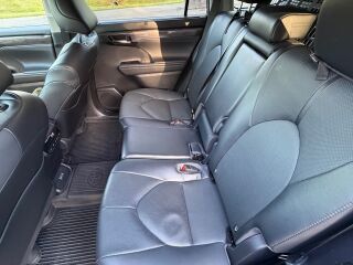 Toyota Highlander 2.5 140kW