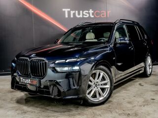 BMW X7 x-Drive40i Shadowline M-Sportpakett 3.0 280kW