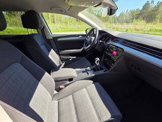 Volkswagen Passat FaceLift Variant Business 1.5 110kW