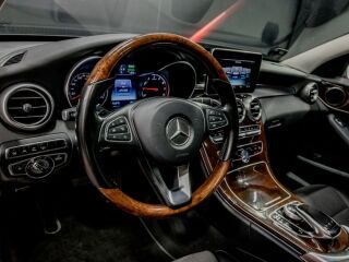 Mercedes-Benz C 350 Avantgrade 2.0 205kW