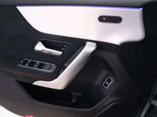 Mercedes-Benz A 180 AMG 1.3 R4 100kW
