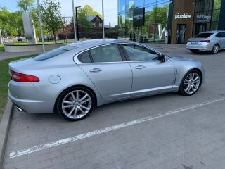 Jaguar XF 2.7 152kW