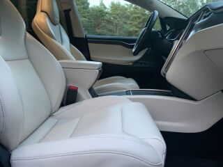 Tesla Model X 75D AWD Dual Motor 245kW