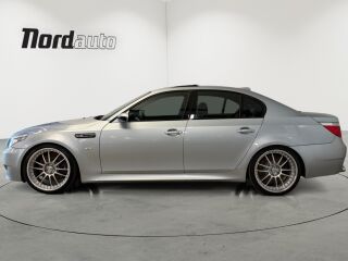 BMW M5 V10 5.0 373кВ