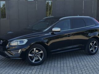 Volvo XC60 R-DESIGN FFD 140kW