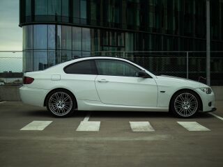 BMW 320 xDrive 2.0 R4 135kW