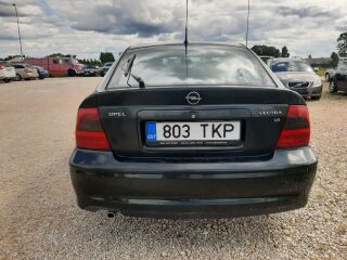 Opel Vectra 1.8 92кВ