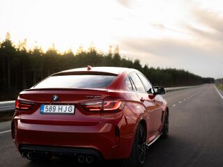 BMW X6 M 4.4 V8 423kW